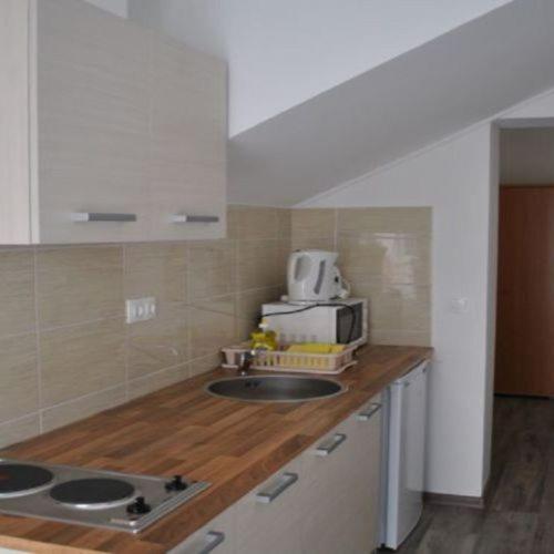 Kikoeto Anna Apartmanok Balatonboglar Luaran gambar